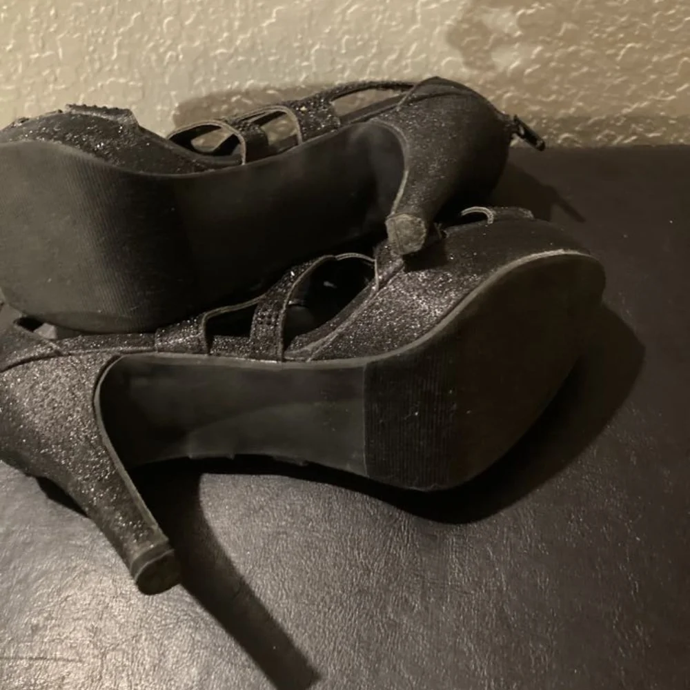 TOP Mod Glitter High Heels - Black